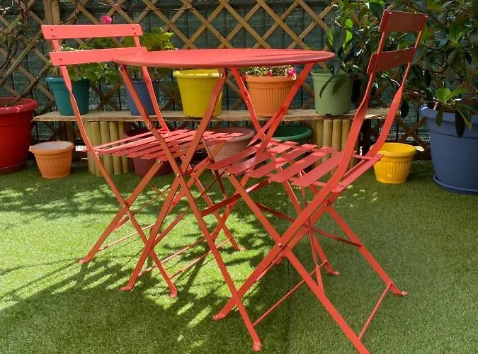 ホステル Olive Tree バーリ